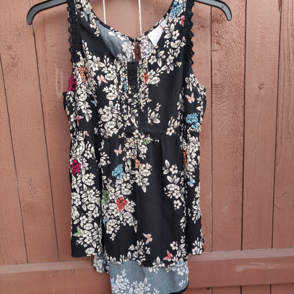 Lauren Conrad Blouse